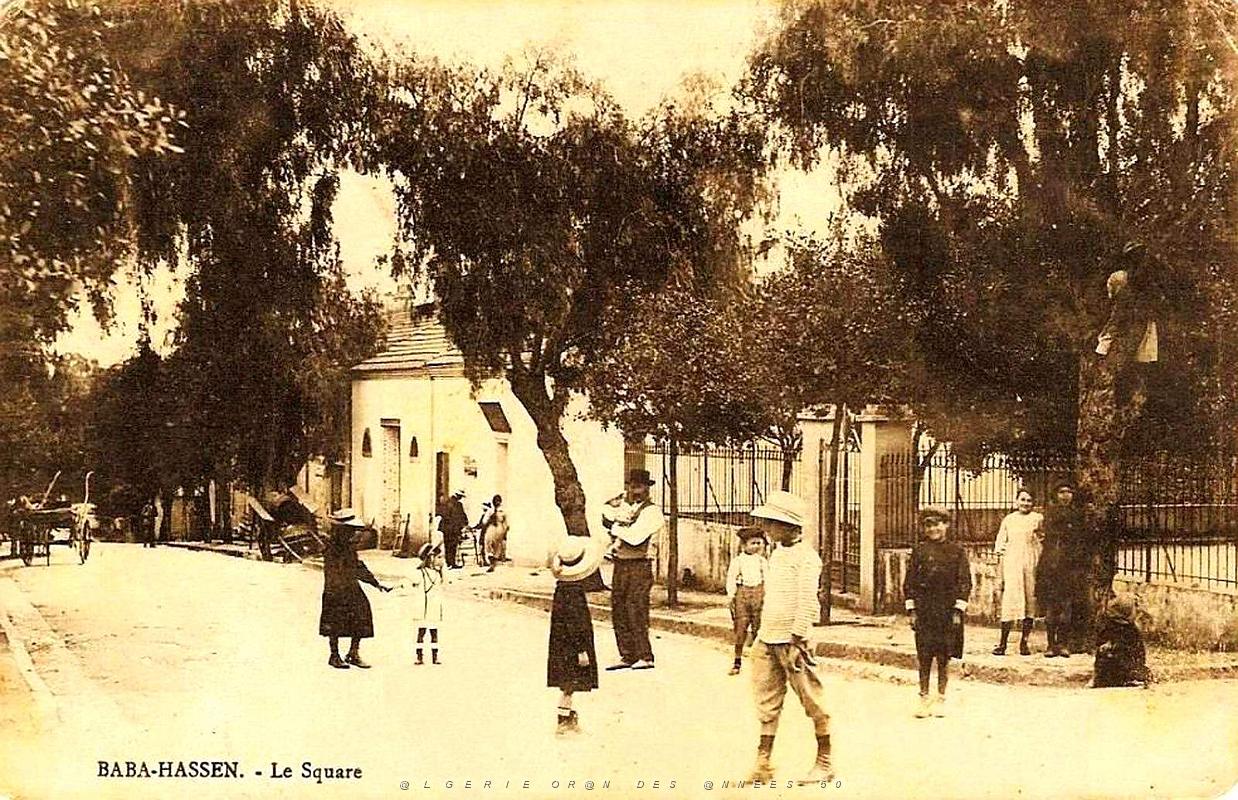 684- Baba-Hassen - Le square.jpg